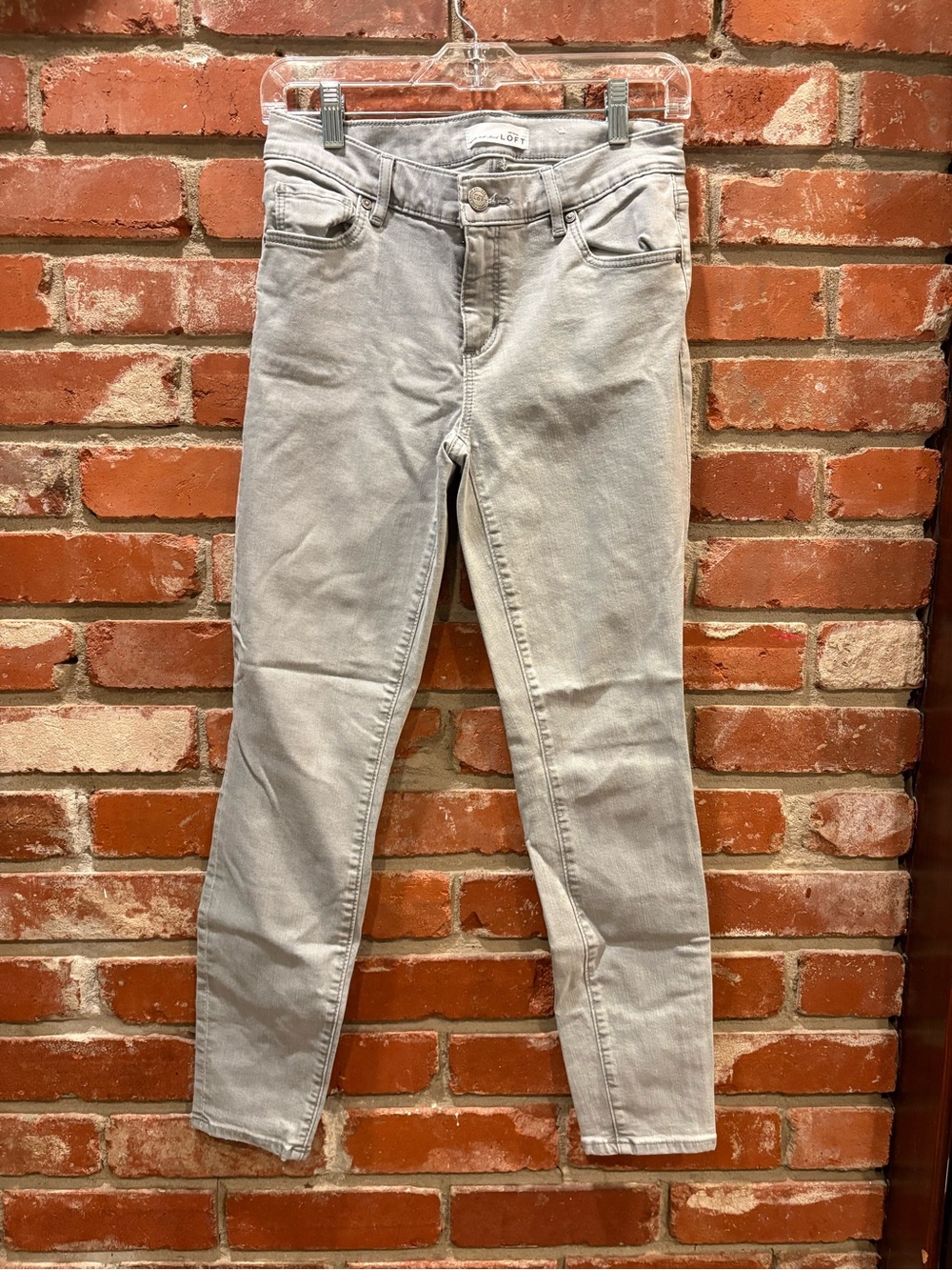 LOFT Modern Skinny Jeans Light Gray Wash Stretch Denim Mid Rise Pants 27 4
